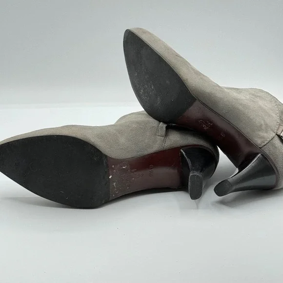 Cole Haan Nadia D32759 Gray‎ Suede Buckle Heel Ankle Booties Side Zip Womens 9.5 - Picture 8 of 8
